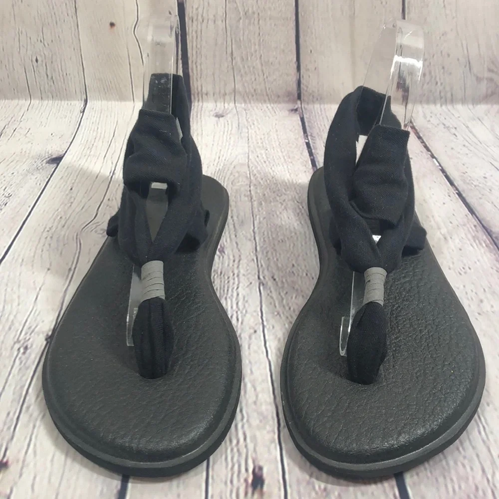 Sanuk yoga black